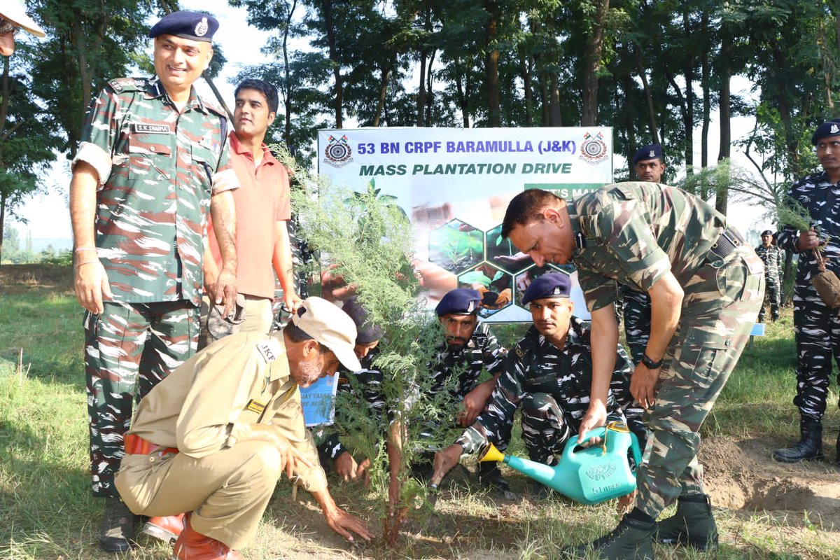 #AkhilBhartiyaVriksharopanAbhiyaan DIG CRPF NKOR Shri Sanjay Yadav, Commandant 53 BN CRPF and Officers joined By Jhelum Valley Forest Division Range officer Ramiz Carried out Mass tree plantation at Jetty B Area , Baramulla.