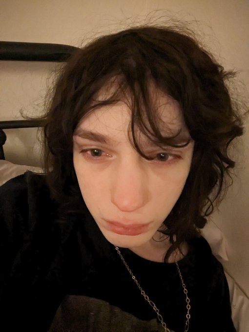 Lain’s pics and videos