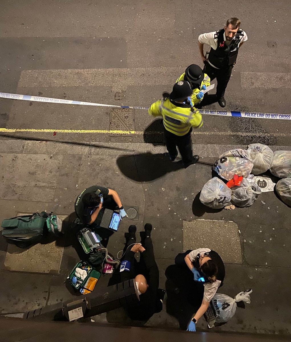 sohoshrock's tweet photo. yet another alcohol fuelled fight in soho last night 😡 https://t.co/fsSKkjzaHT