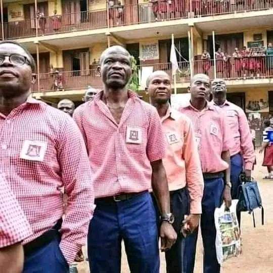 These Photos were taken 5 Years ago.

"Five years ago, the graduating class of 1988 from Ransome Kuti Memorial Grammar School, Surulere, Lagos, celebrated their 30th anniversary and reunion in a unique and nostalgic way.

To commemorate this special occasion, they donned their