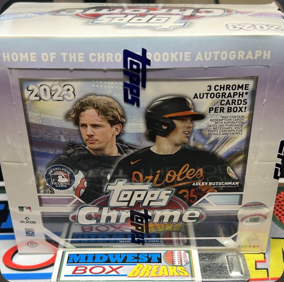 midwestboxbreak's tweet image. 🚨Free Topps Chrome Jumbo Break🚨

🏆 You pick all 30 winners!
To enter:
👉Like/follow/RT
👋 Join MBB Marketplace 
👉Tag a friend you want to win, tell us why, pick their team!
(Can’t choose yourself)
Winners chosen 8/25. 

Link to join MBB Marketplace👇
district.net/midwestboxbrea…