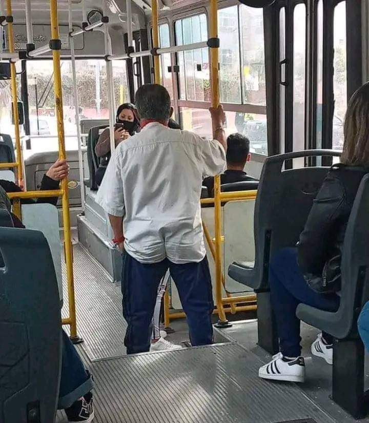 corridosybandas's tweet photo. Así de metido quiero estar en tu corazón mailob https://t.co/zL0YWZUuqx