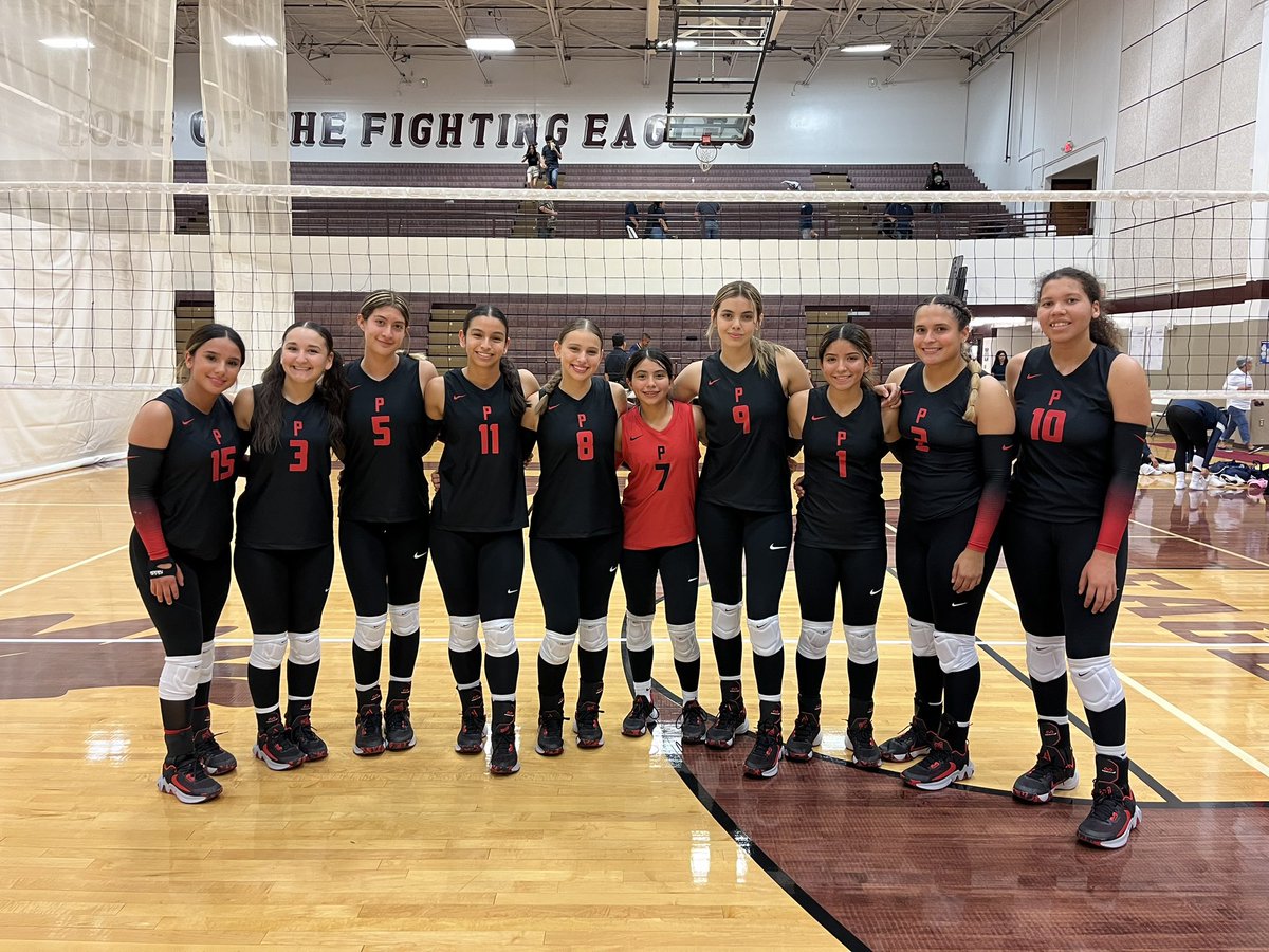 LadyLobosVolleyball❤️&🏐🙏🏼🐺🙌🏻 tweet media