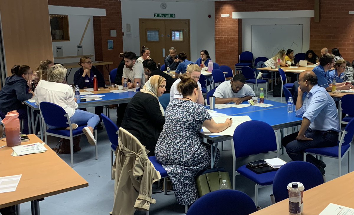 Lee Woolfe tweet media