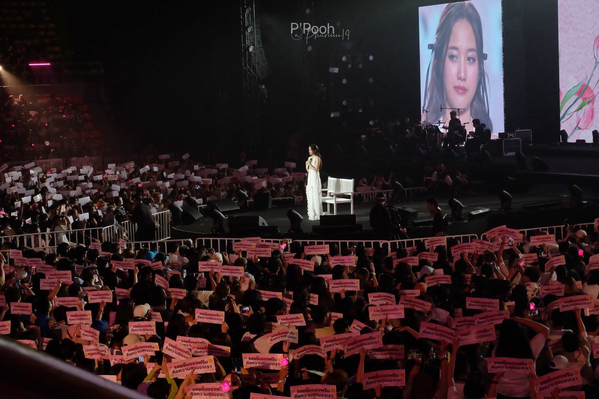 poohyiii's tweet image. พี่อยู่กับหนูมาตั้งแต่วันนั้น วันนี้พี่อยู่กับฟรีนเสมอนะ 💗🌷🦋✨

WE ARE HERE FOR FREEN 
#KeepGoingFreen