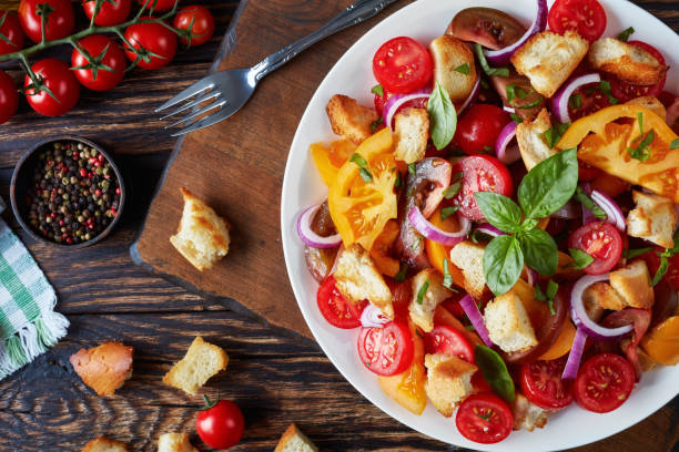 If you’ve never tried Panzanella, you’re in for a treat. This classic Tuscan recipe is a much loved 'piatto povero' (peasant dish) commonly eaten in the summer: bit.ly/3P43ApZ