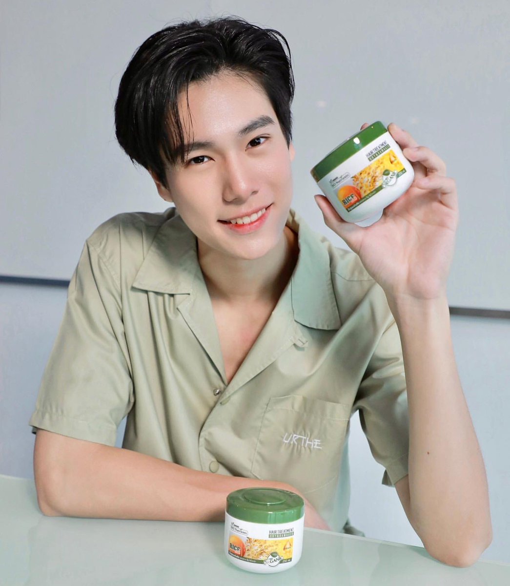 kaeruchy's tweet photo. รักน้องภูวินอยากผมสวยนุ่มสลวยแบบน้องต้องใช้ #BioNutrients นะคะไปตำกันค่ะ ที่ 7-11 นะคะ
IG update : phuwintang 
@phuwintang #phuwintang https://t.co/2j2WvA7WyB