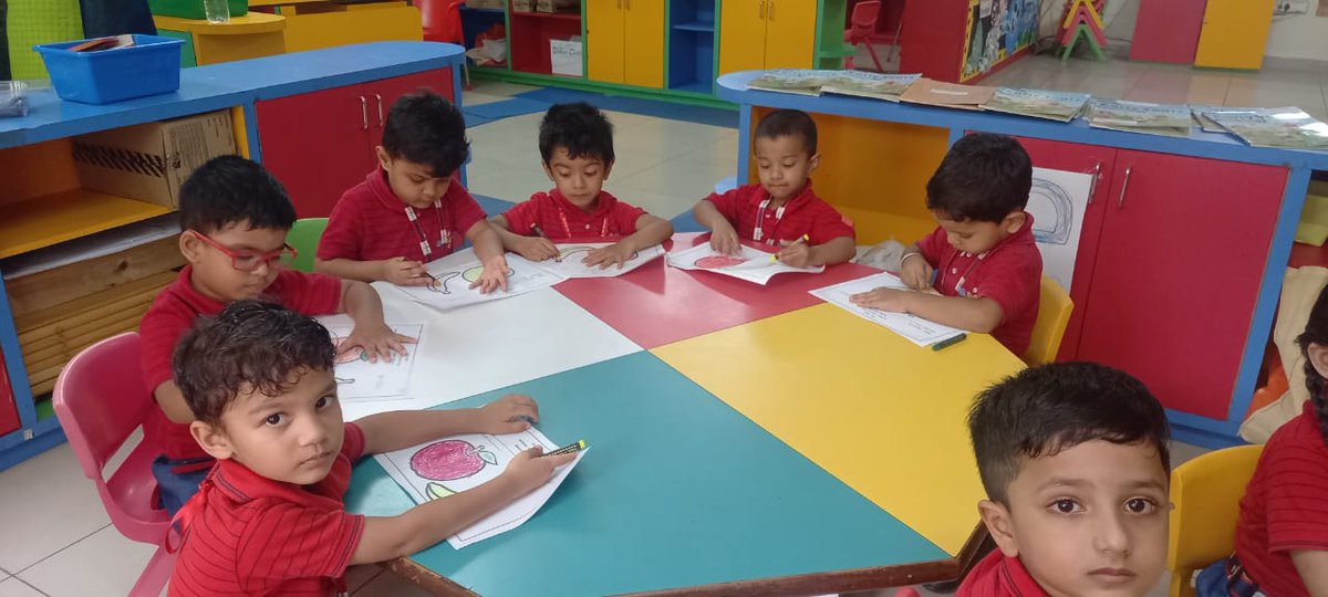 SAI_Edu_In's tweet photo. Colour recognition and naming are integral to a child's growth. Young learners of Nursery enjoyed colouring apples and bananas, immersing in the Euphoric Hues project.
#EuphoricHues #VisualSkills #FineMotorSkills #LinguisticSkills #MultiSensoryApproach https://t.co/xmMh8AzbiI