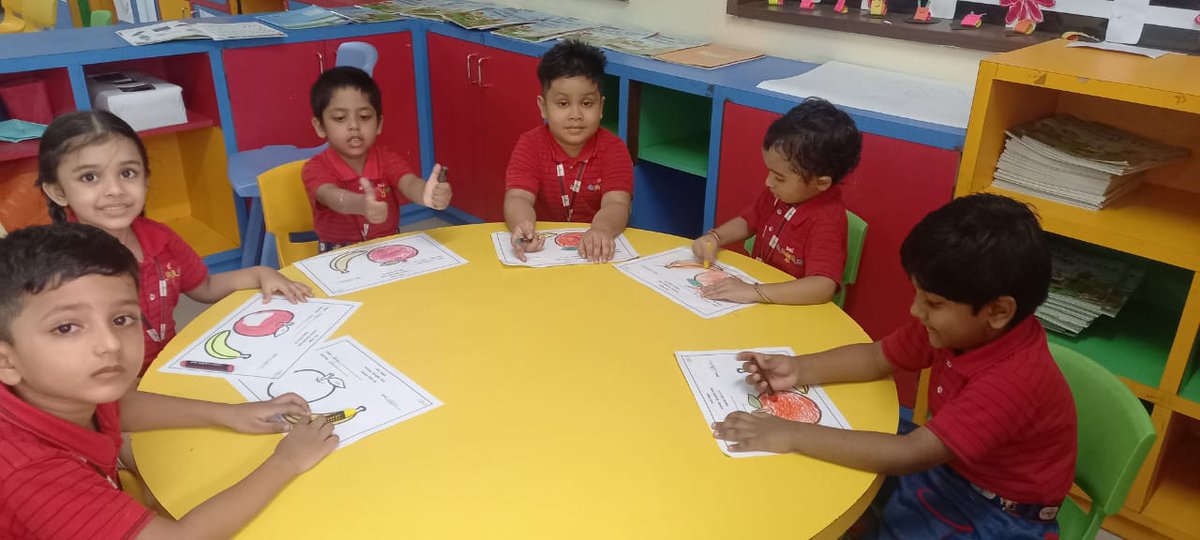 SAI_Edu_In's tweet photo. Colour recognition and naming are integral to a child's growth. Young learners of Nursery enjoyed colouring apples and bananas, immersing in the Euphoric Hues project.
#EuphoricHues #VisualSkills #FineMotorSkills #LinguisticSkills #MultiSensoryApproach https://t.co/xmMh8AzbiI