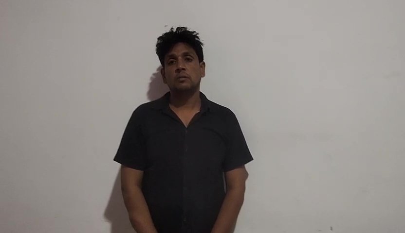 UpendrraRai's tweet photo. Special Task Force Uttar Pradesh has arrested a man namely #Kaleem for collecting illegal weapons under a criminal conspiracy with Pakistani intelligence agency. By gathering illegal weapons under the conspiracy, they were planning to carry out some major incidents in an attempt to disintegrate the unity, integrity, sovereignty and social harmony of the country and to damage the internal and external security of India and on mobile. Photographs and WhatsApp messages of security-related places in India were sent to ISI and terrorist organisations in Pakistan through WhatsApp. @uppstf