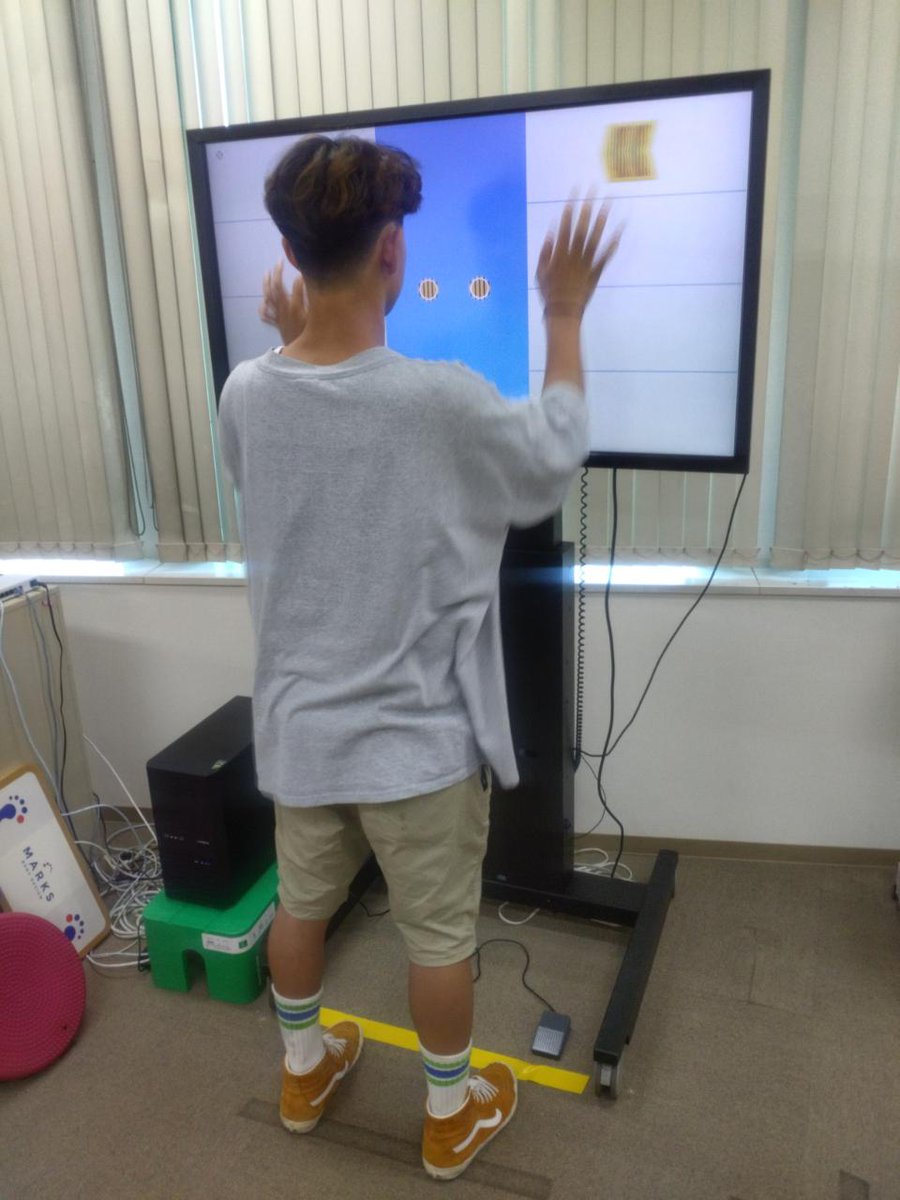 jpnsportsvision's tweet photo. 【更新！】スポーツビジョン測定来場者
サッカー選手（高校生）がSV測定にいらっしゃいました！

VTC東京（ #ビジョントレーニングセンター ）では、施設内の機器を自由に使ってご自身でレーニングしていただけます。
#サッカー #ビジョントレーニング #スポーツビジョン #スポーツビジョン能力測定 https://t.co/tmigSoLDEw