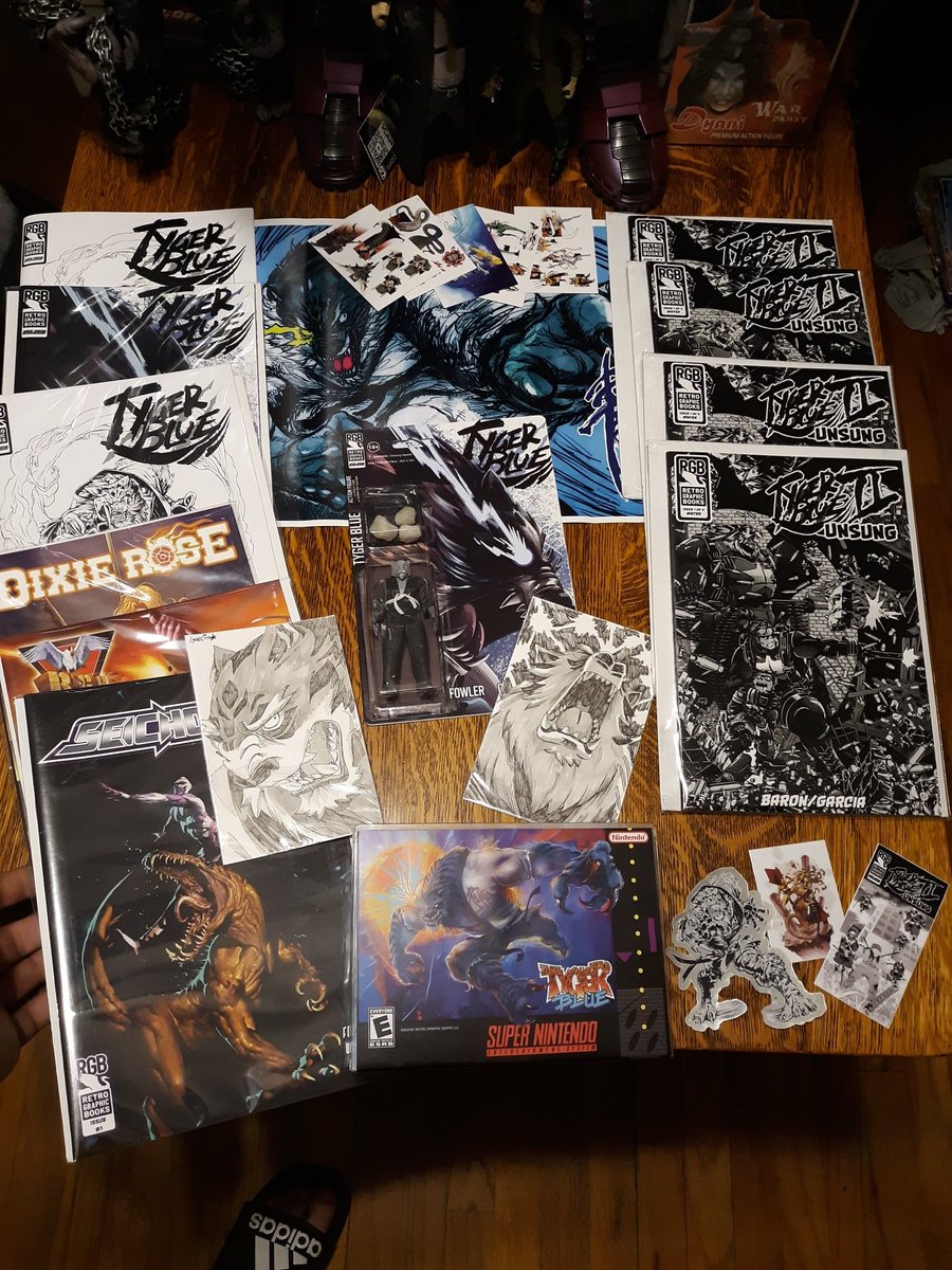 RickSaylor4's tweet photo. Opened up this dope ass package today!!!! Mathew Fowler was all out of Bubble Gum.🔥🔥🔥🔥 #CRACKPACKBACKS @dubois_fowler @theRealD_Wagg @chadwag87516097 @SteveTSWB https://t.co/7FkFchGI4l