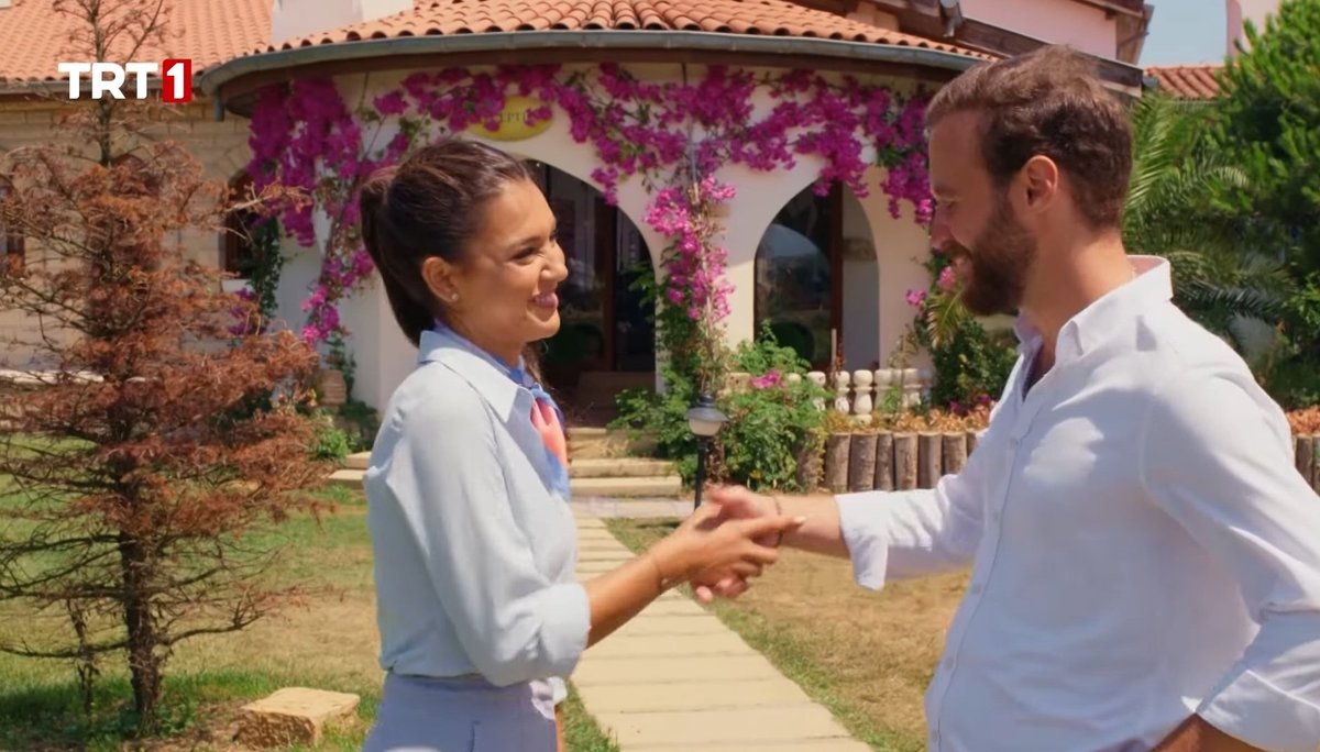 elazehraxx's tweet photo. Evet evet onlar düzelicek küllerinden doğucak slsks #KendiDüşenAğlamaz #BahTuğ #TuğBah https://t.co/nUfQAX3wWX