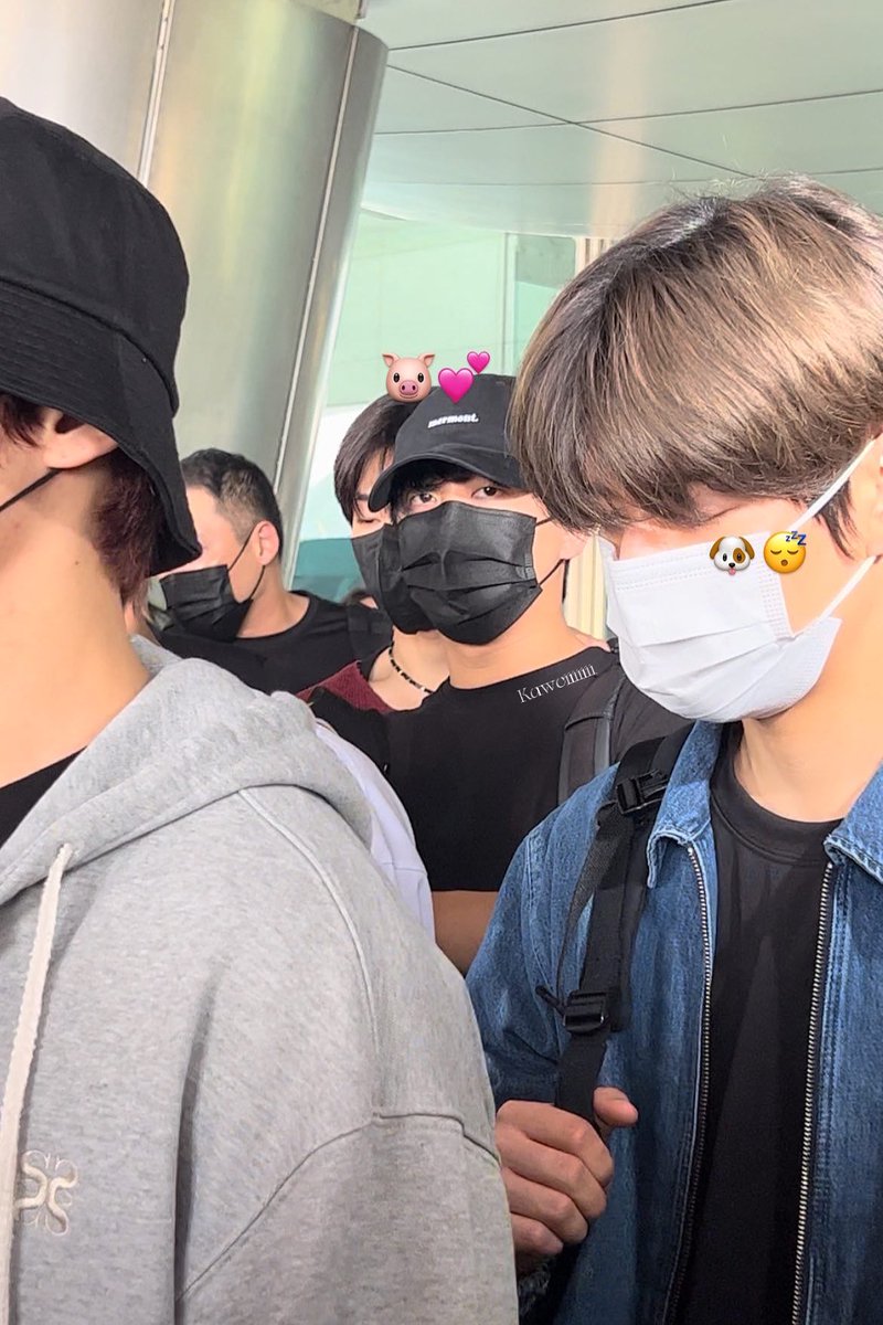 _kaweiiiiii's tweet photo. 230818💕🤲🏻

한국도착

#서창빈 #창빈 #스트레이키즈 
#CHANGBIN #StrayKids https://t.co/AklOMfa1ak