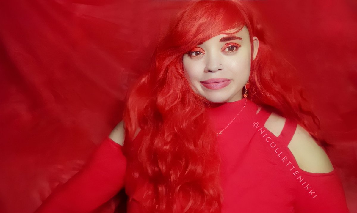 NicolletteNikk1's tweet photo. Haii ♥️Me &amp; My red sweater selfies ♥️
•
#red #redmakeup  #redsweater #hi #redaesthetic #redhair #me https://t.co/6LTv76yJas