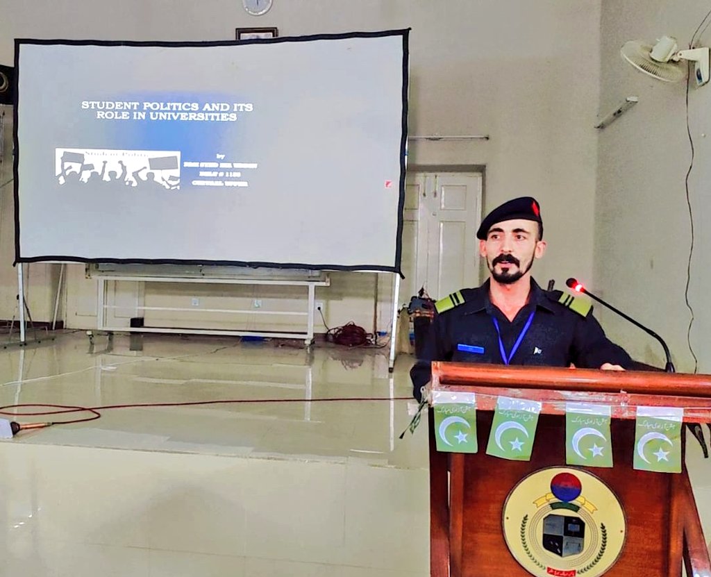 ZiaIbnJamal's tweet photo. Presenting my research topic titled on "  Student Politics &amp; it's role in Universities" in PTC Hangu.
#Student_Politics
#Student_Union https://t.co/RPA4u4flam