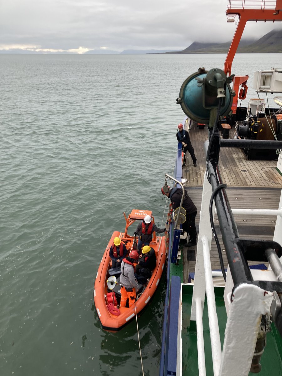 Uwe_AWIgenomics's tweet photo. FJORDChange HE627 RV Heincke. Everything labelled and organised. We had to complete our team in Longyearbyen but now it can finally start…the sampling: plankton net, CTD, pump, MUC, mooring etc. @AWI_Media @UniOslo @HIFMB_OL @ICBM_uol https://t.co/4hdyhub7jI