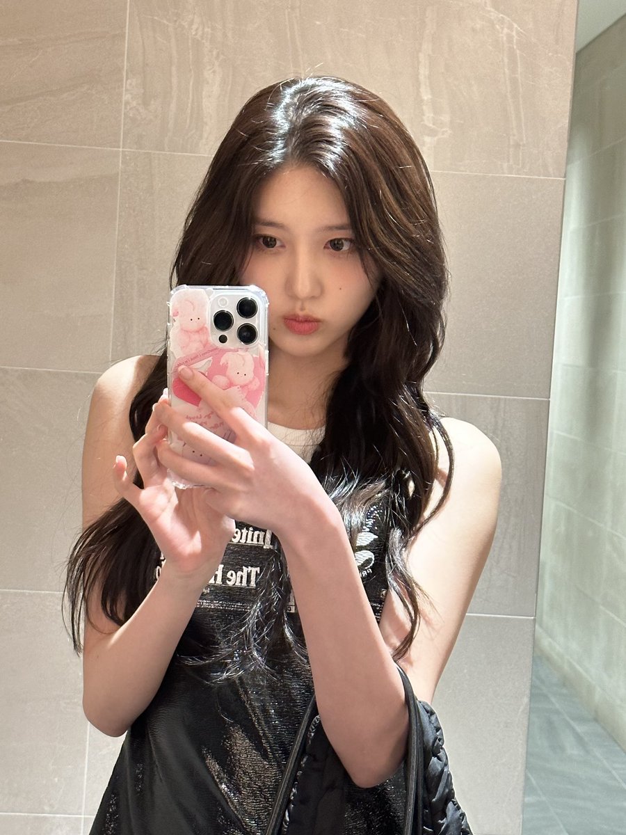 IVE_twt's tweet image. 내일 케이콘에서 만나요🩵🩵

#IVE #아이브 #GAEUL #가을