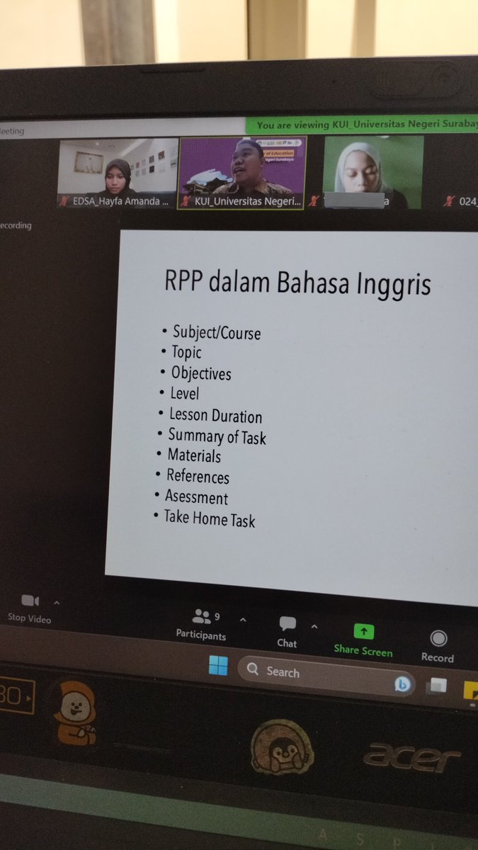 mandastudyroom's tweet photo. hari ini hari pertama pembekalan! masih sesi bareng KUI dulu, dan temen² yg Far Eastern University (FEU) udah pembekalan bareng representative sana hari ini. kalo aku di BISCAST masih belum :( https://t.co/I9GWd4XSjl