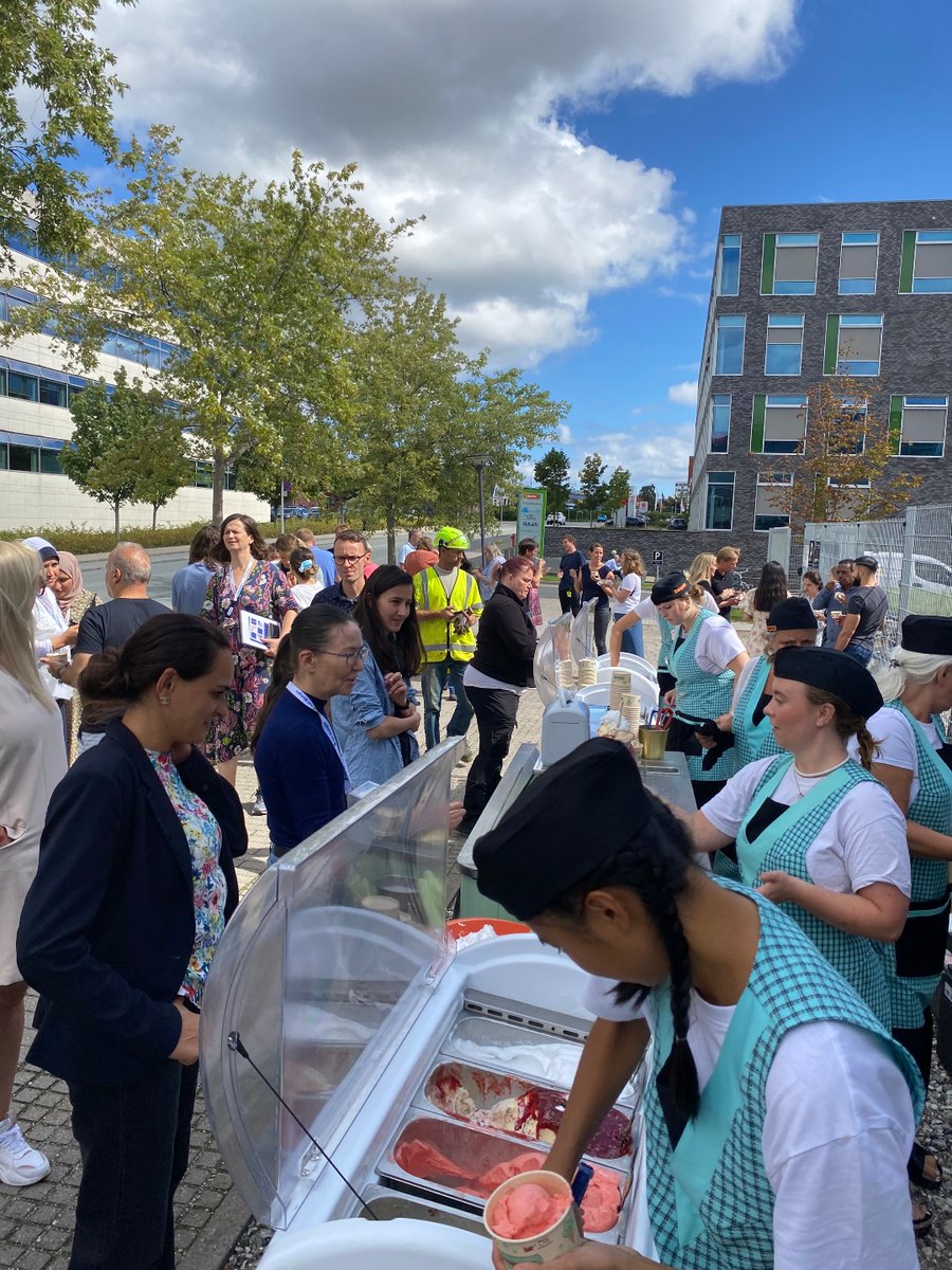 AGCBiologics's tweet photo. AGC Biologics is proud to celebrate Copenhagen Pride Week, and we kicked off the celebration in delightful fashion!
#AGCBio #PrideWeek #CopenhagenPride #DEI https://t.co/G0WcrX71fR