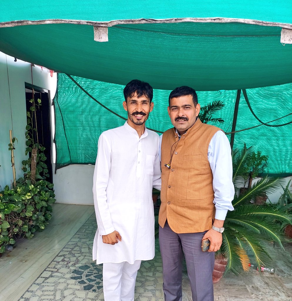 The pride of the country, the real hero of the country, the only living Paramveer Chakra winner Shri Yogendrasinh Yadav had the privilege of meeting him Jai Hind

<a href="/ArmyIndiaarmy/">India Army</a> <a href="/INDIANNAVY1/">INDIAN NAVY </a> <a href="/IndianAirforce_/">Indian Air Force</a> <a href="/PMOIndia/">PMO India</a> <a href="/RajCMO/">CMO Rajasthan</a>