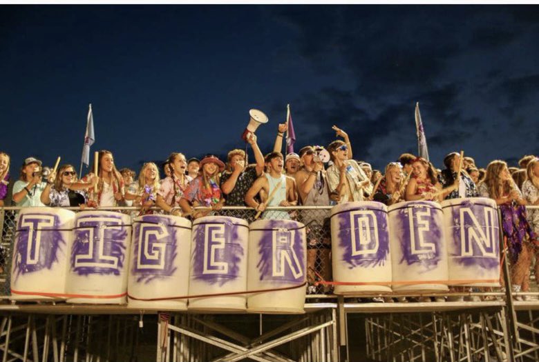 Tiger Den🍇 tweet media