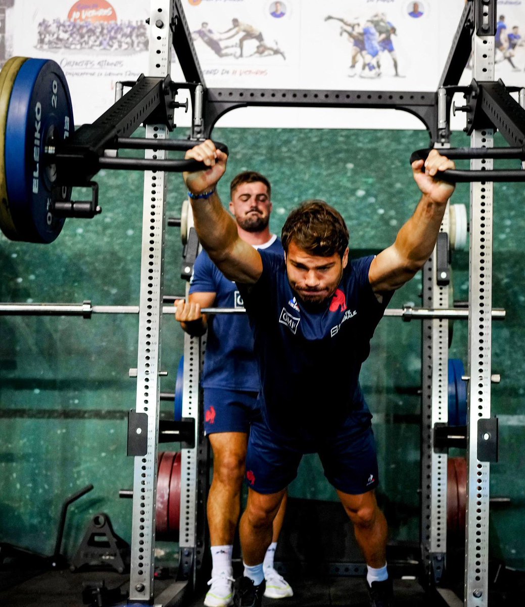 Dupont9A's tweet photo. Gers Fitness Club 🏋🏻 @GregAlldritt https://t.co/ovLaJg3rr0