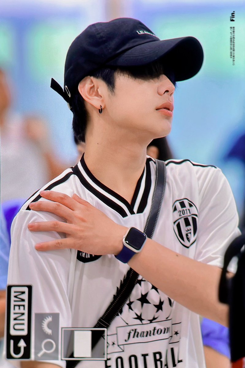 1andkeita's tweet image. KEITA SO HANDSOME WHATT 😭