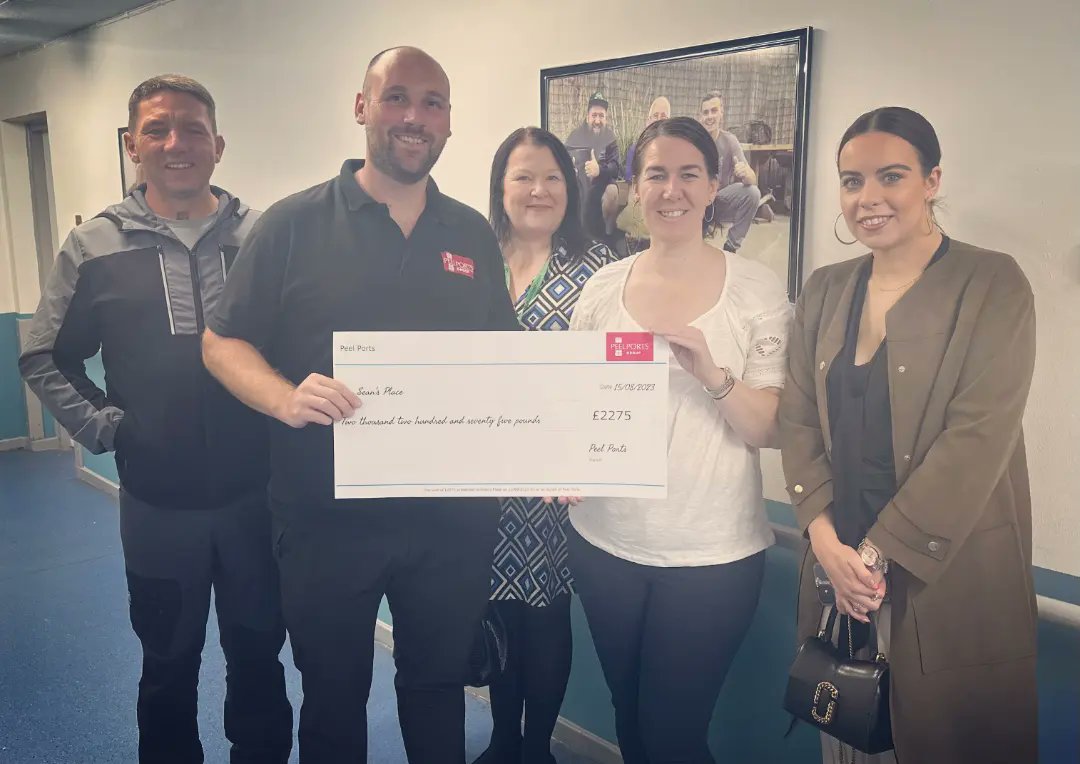 Huge thank you to the guys at Peel Ports who recently climbed Snowden and raised over £2000 for Sean's Place. Today they joined is to present their cheque to us with some of out guys too. Thank you on behalf of us all! 💙 @PeelPorts