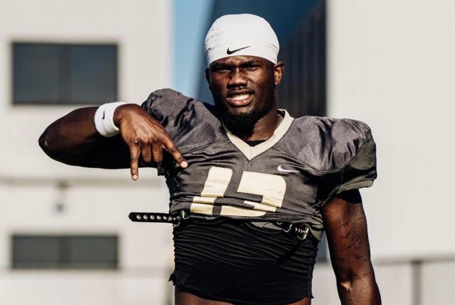 13 @RandyPittman04 days to the UCF opener: - 6’2” 225lb True Freshman TE - From @MosleyFBrecruit in Lynn Haven, FL - Played TE as well as taking snaps at QB, RB, FB, WR & DE - 48 rec for 704 yards & 6 TDs + 50 tackles as senior - 4⭐️ with offers from UCF, FSU, UF, TN, MD, SC +