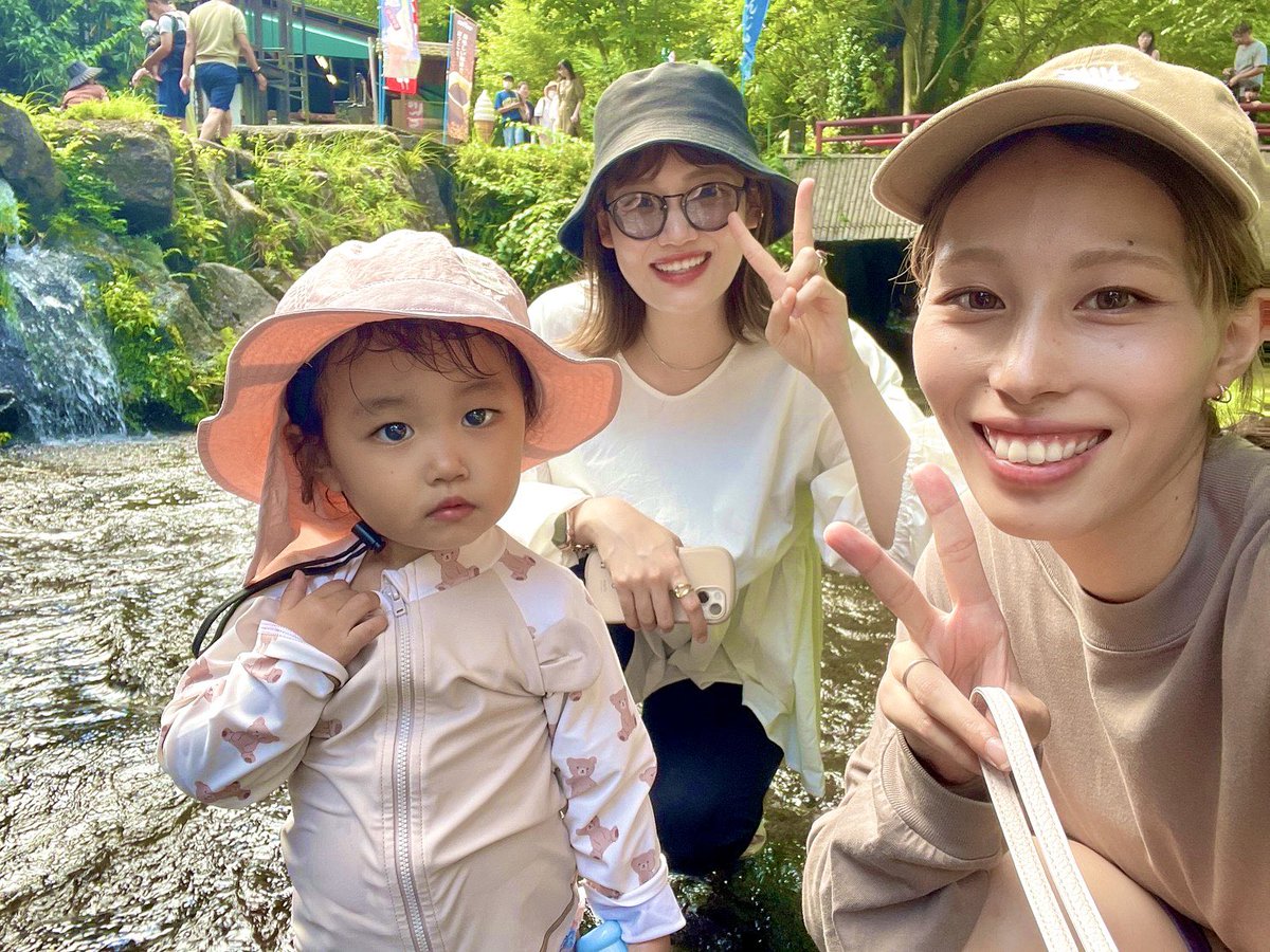 miyacham61's tweet photo. 夏の思い出🌻🍅👒🩴📷 https://t.co/OBDfQmHivB