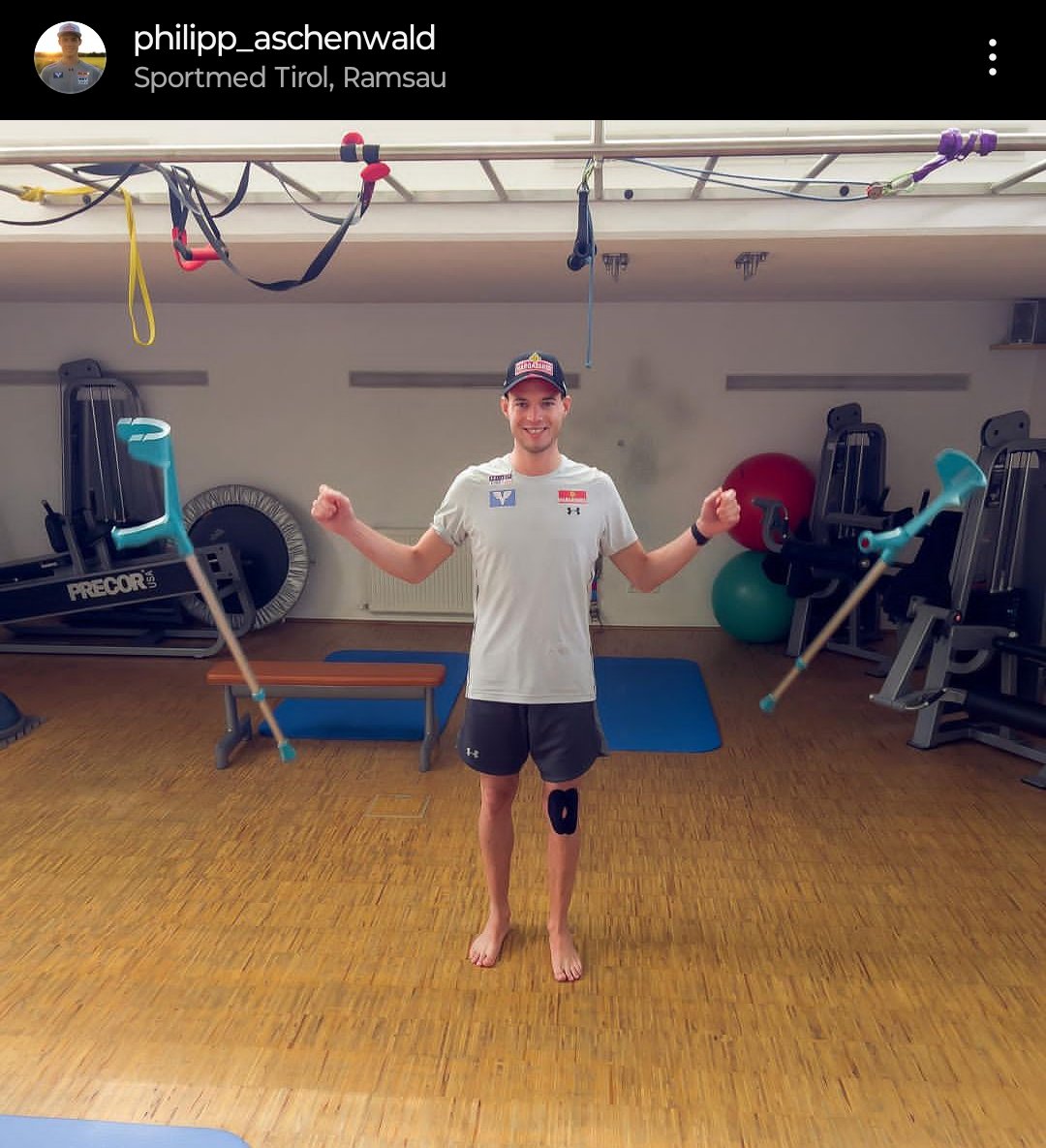 szt_redakcja's tweet image. Philipp #Aschenwald 🇦🇹 jest w stanie poruszać się bez kul oraz szyn. Austriak aktualnie skupia się na pełnej rehabilitacji i powrocie do zdrowia, aby ponownie wystartować w zawodach w kolejnym sezonie.

#skijumping #skijumpingfamily