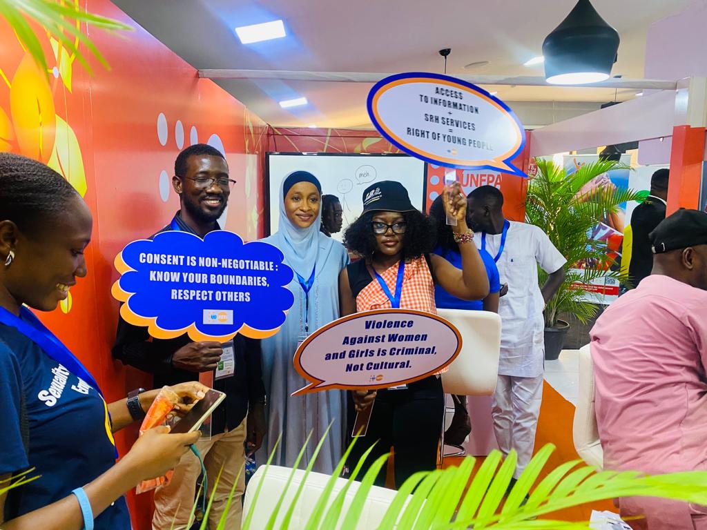 DogoCaleb1's tweet photo. 3rd day of the #Eko2023 conference  with @UNFPA taking us through an amazing session on comprehensive sexuality education and gender-based violence prevention for improved sexual and reproductive health.
#YSMAAD 
@KorieUNFPA @UNICEF_Nigeria @EVA_Nigeria @UNFPANigeria @LadyGrasha https://t.co/d7hgxeE8jJ