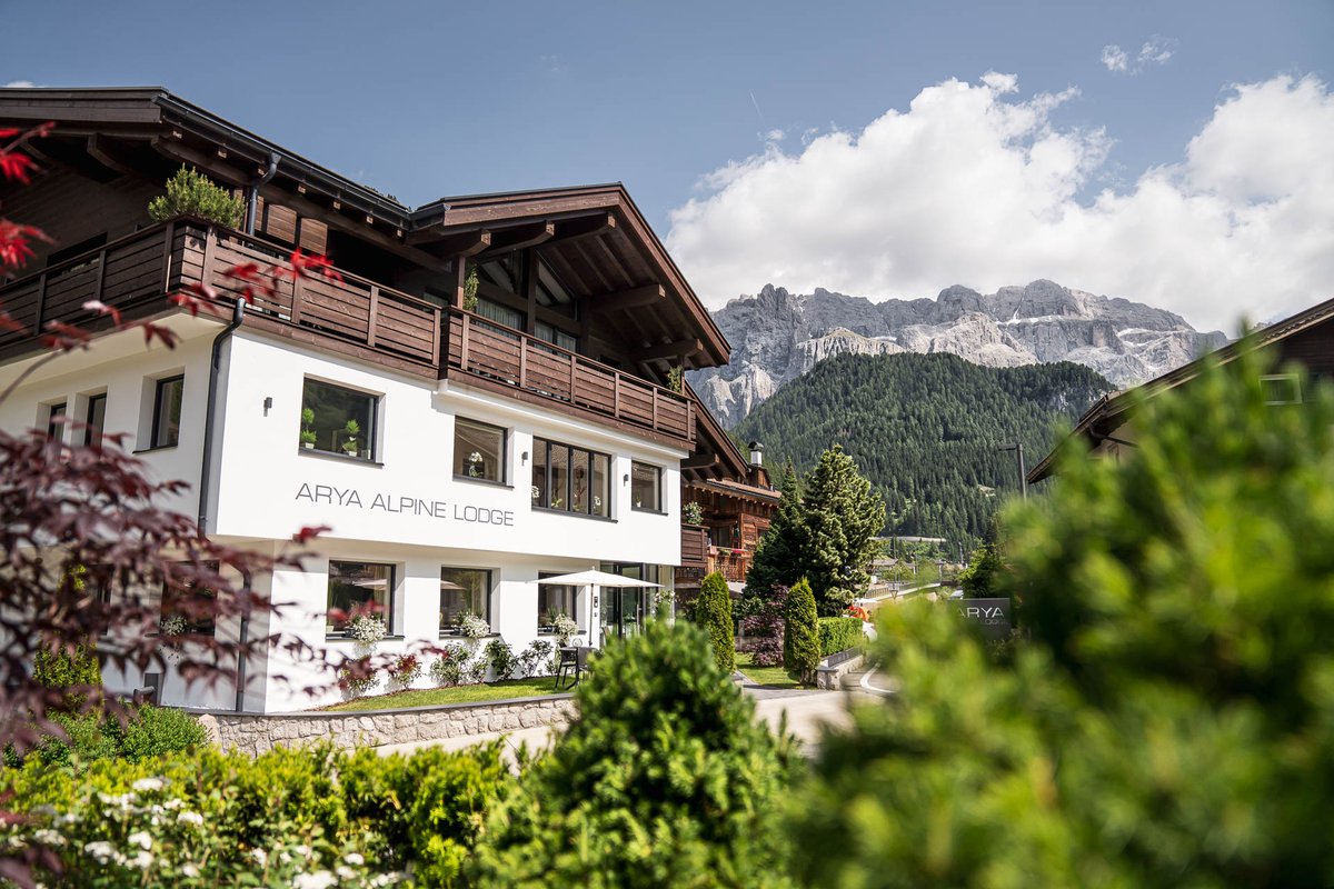 Arya Alpine Lodge in Selva di Val Gardena #Dolomites in #Italy.
aryaalpinelodge.com/en/