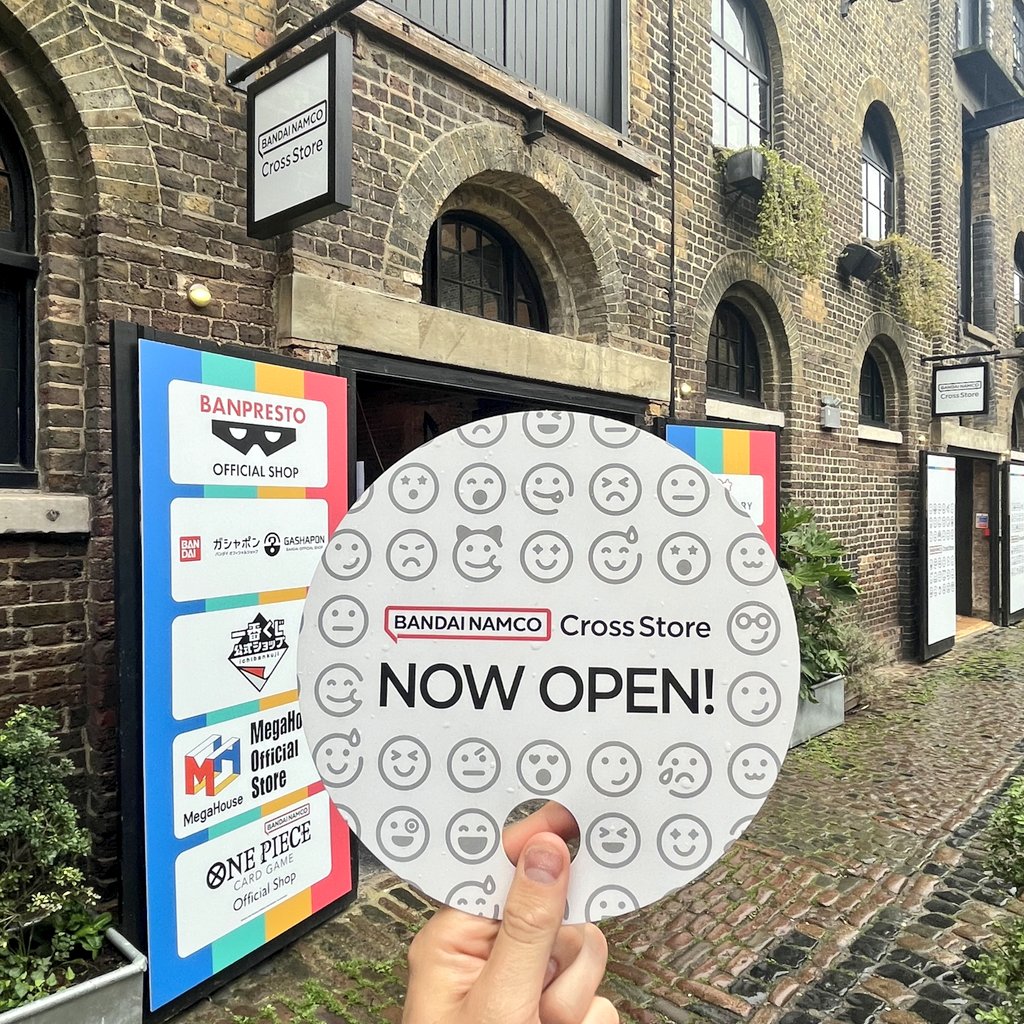 BNCrossStoreUK's tweet photo. Now open! 🎊 When are you visiting? https://t.co/Nab8OysykQ