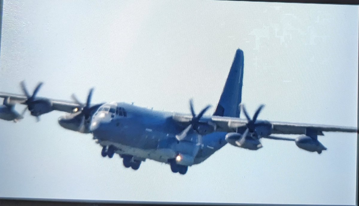 @StrixPhotos @HQUSAFEAFAF @NATO_AIRCOM @RAFMildenhall @352SOW @AFSpecOpsCmd @AirMobilityCmd @scan_sky Great photo .... possibly the same C 130 J over RAF Valley yesterday !