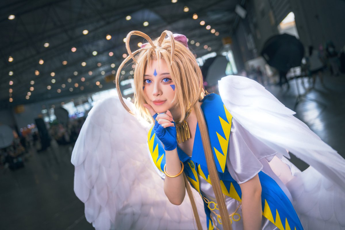 ayanami_00_'s tweet image. -💙
深い青の世界超えてめぐリあう
越过深蓝色的世界与你相遇

-💙
贝露丹蒂：@ayanami_00_
摄影：小T_sune

-💙
#cosplay #COMIDAY #CD26 #Belldandy #ベルダンディー #ahmygoddess #ああっ女神さまっ