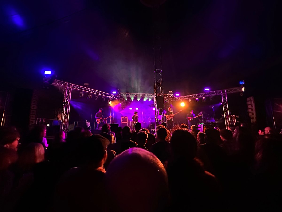 Ahhhhhhhfuuukkk <a href="/YCNIMband/">YOURCODENAMEIS:MILO</a> were brilliant. Excited to hear this isn’t the end of the reunion too. Bonus points for having a bassist that looked a lot like my old drummer.