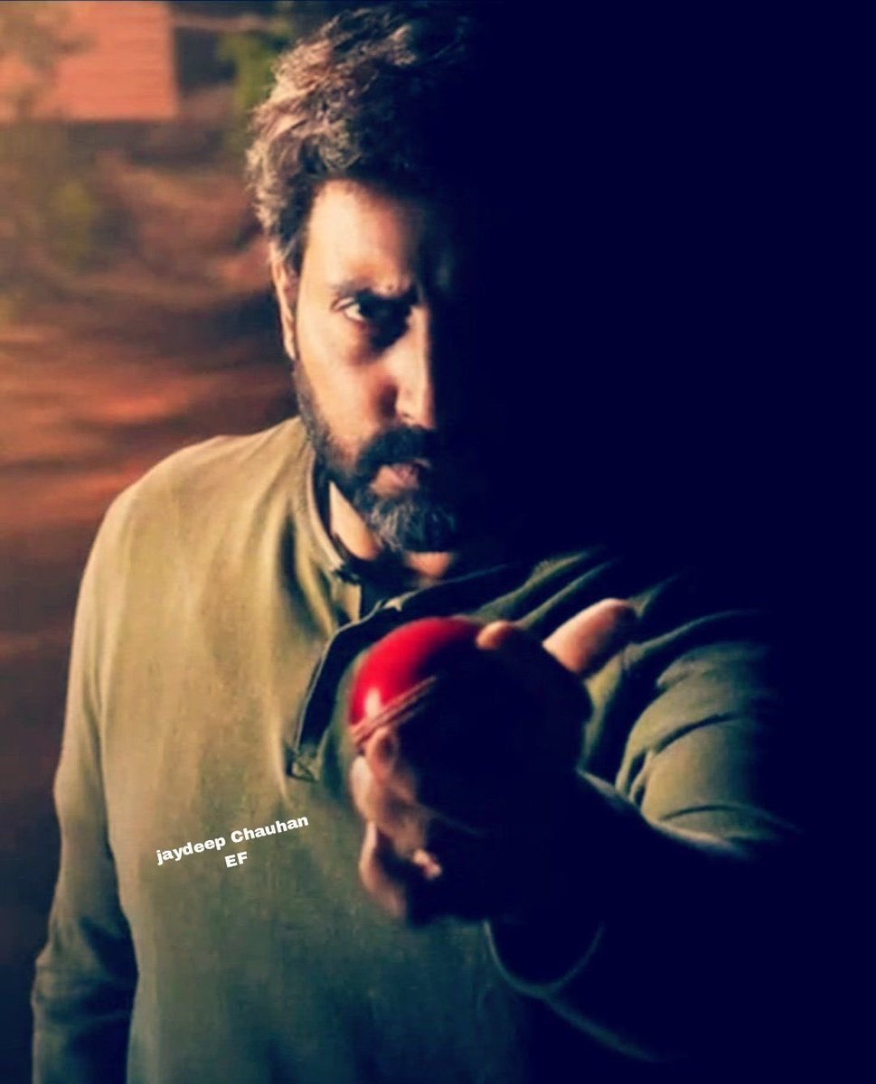 iam_Tharani's tweet photo. #Ghoomer seems like such an inspirational film! Booking my tickets for tomorrow to watch it in the theatres 🎬 https://t.co/BvUtMbjjMG