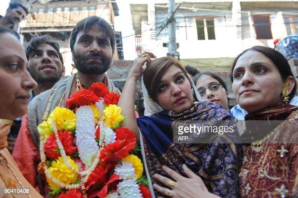 SaffronDiaries's tweet photo. The appointment of @MushaalMullick as an advisor on #HumanRights sends a powerful message to oppressed #Kashmiris across the LOC. #YasinMalik unjustly held in #IndianJails on baseless charges, Mishal Malik comprehends the essence of human rights firsthand. https://t.co/ox5PRVheAe