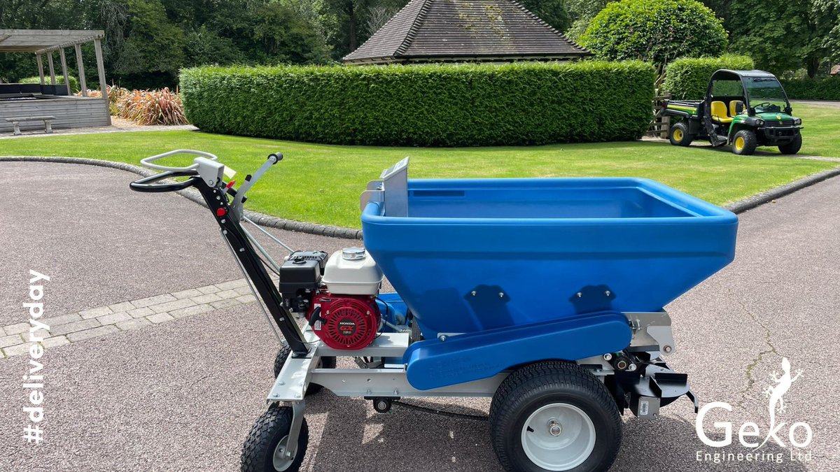 geko_eng's tweet photo. This #Eco250s top dresser was delivered for use on a beautiful private garden recently. The owner will use it to look after his extensive lawns as it is so easy to use. 
Demos can be arranged https://t.co/pRfgaphFNU
#Gardens #Lawncare #Landscaping #TurfMaintenance #TopDresser https://t.co/Y9eTiU4yhg