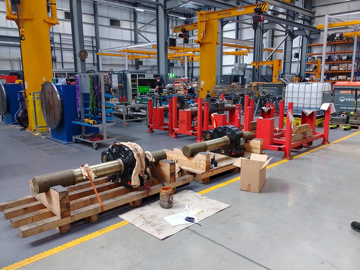 Thanks to <a href="/SiemensMobility/">Siemens Mobility</a> for showing <a href="/PaulMBigland/">PB Photography #FBPE</a> and I around its vast £200m factory in Goole, where construction is due to start in March on the first UK-built new train for the Piccadilly Line