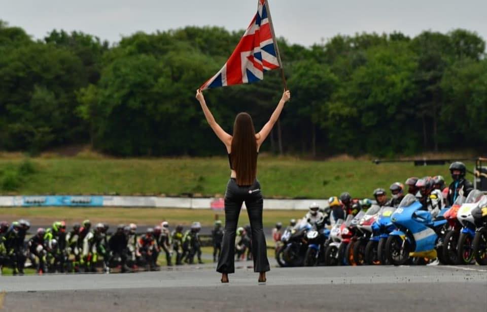 FreetechUK's tweet image. Fretetech UK endurance live timing for the UK only 24 hour road race live.alphatiming.co.uk/freetech 
freetechukendurance.com
#motorcycle #freetech #motogp #racing #125cc #50cc #24motos #fimewc
