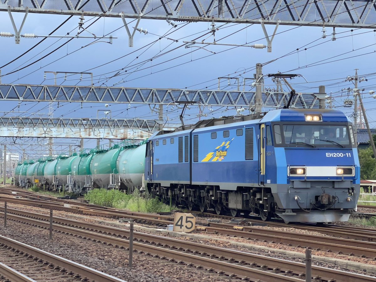 TeioGR0420's tweet photo. 機関車＆貨物列車だけの写真

やっぱり…JR貨物しか勝たんな https://t.co/E8Ui5QCXRw