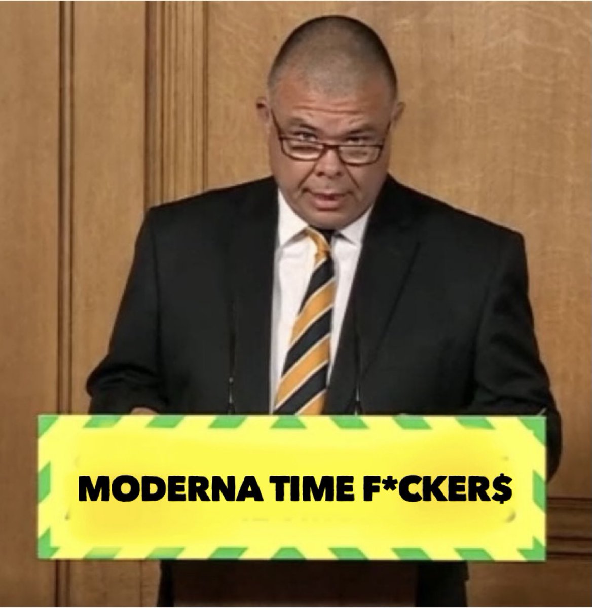 13orangesbc's tweet photo. MODERNA: ex-U.K. government medical chief who pushed EXPERIMENTAL Moderna gene 💉💉💉 on millions of Brits joins Moderna on likely $5-10m/year

Same company Sunak has $500m to $1bn exposure to...

Big Pharma = magic money tree for politicians &amp; health authorities

@TonyHinton2016 https://t.co/2sOkSVNlEG