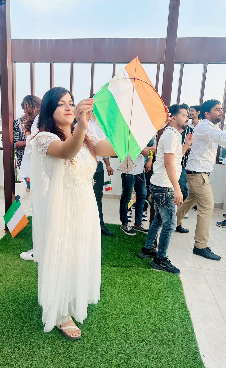 Divya Chauhan (Divs) tweet media