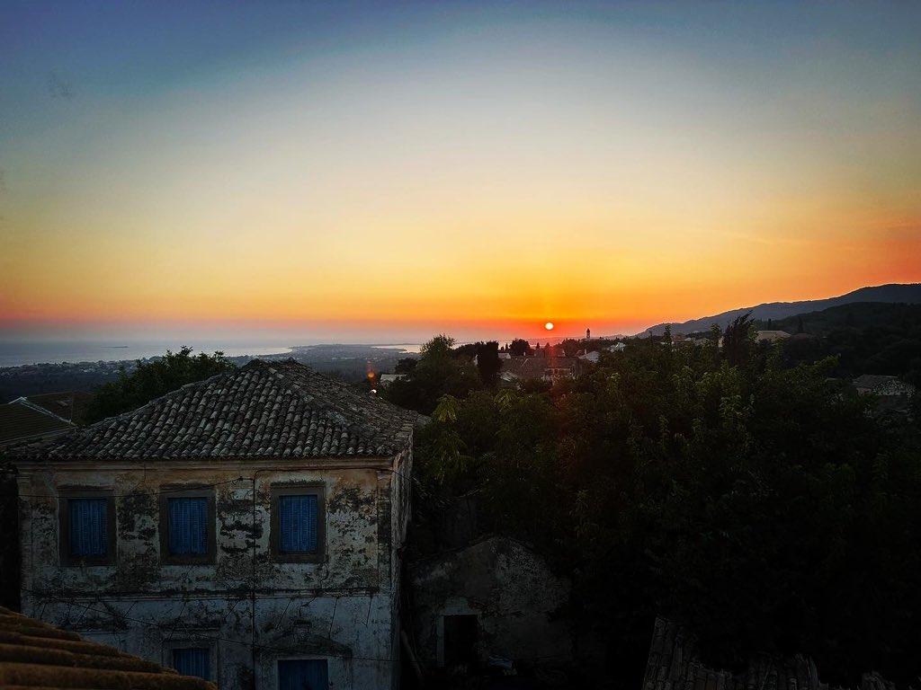 Anastasios Φωτεινός tweet media