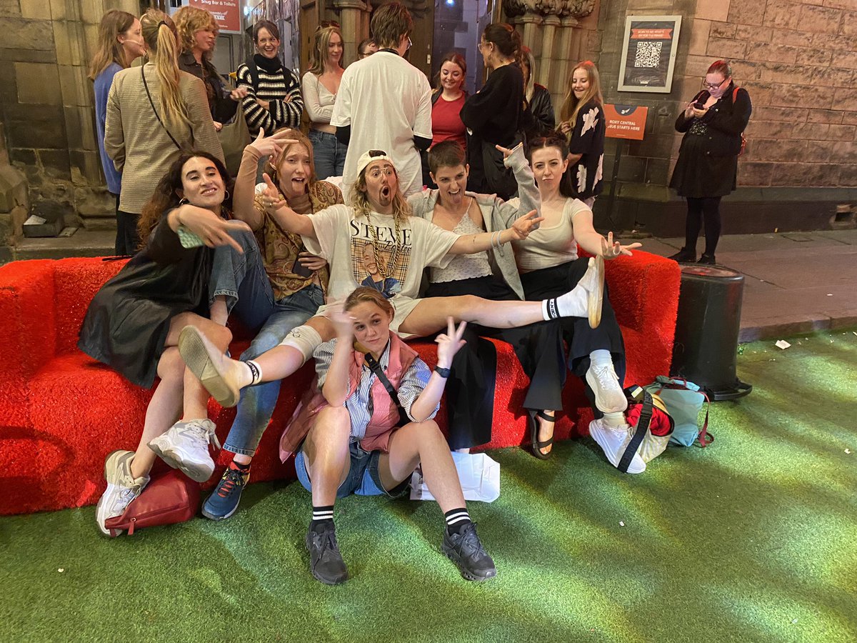 Oi oi oi, <a href="/daisydorismay/">Daisy Doris May / Steve Porters / HÄNS OFF / Karen</a> please tell Steve Porters thanks for the flirting lessons &amp; the belly laughs, we had the best night! 💋