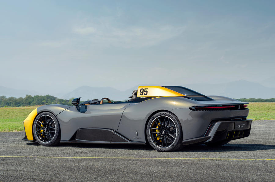 autocar tweet picture