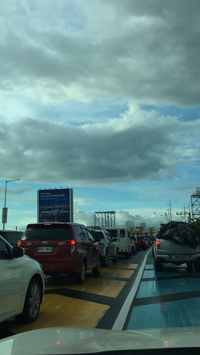 dengsoon6's tweet photo. Haysss traffic as always 🥲 TGIF!! https://t.co/iHFr4y9Ejh